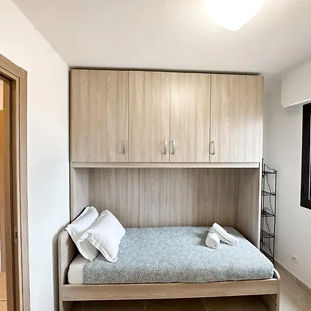 Appartamento Luxurious 3 Rooms, Pool, Bnbrickeys *