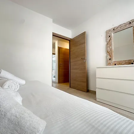 Luxurious 3 Rooms, Pool, Bnbrickeys Beausoleil