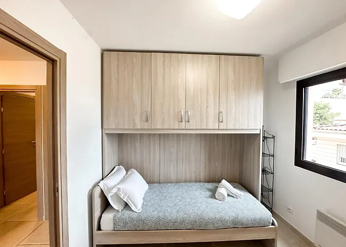Apartament Luxurious 3 Rooms, Pool, Bnbrickeys *