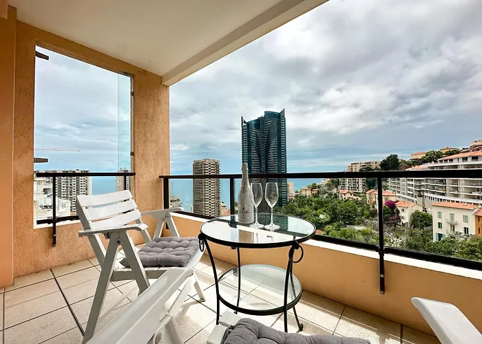 Luxurious 3 Rooms, Pool, Bnbrickeys